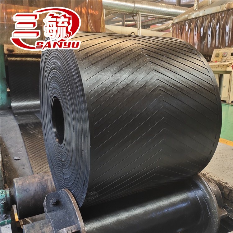 厂家供应输送带尼龙帆布输送带铺地输送带耐磨花纹输送带传送带