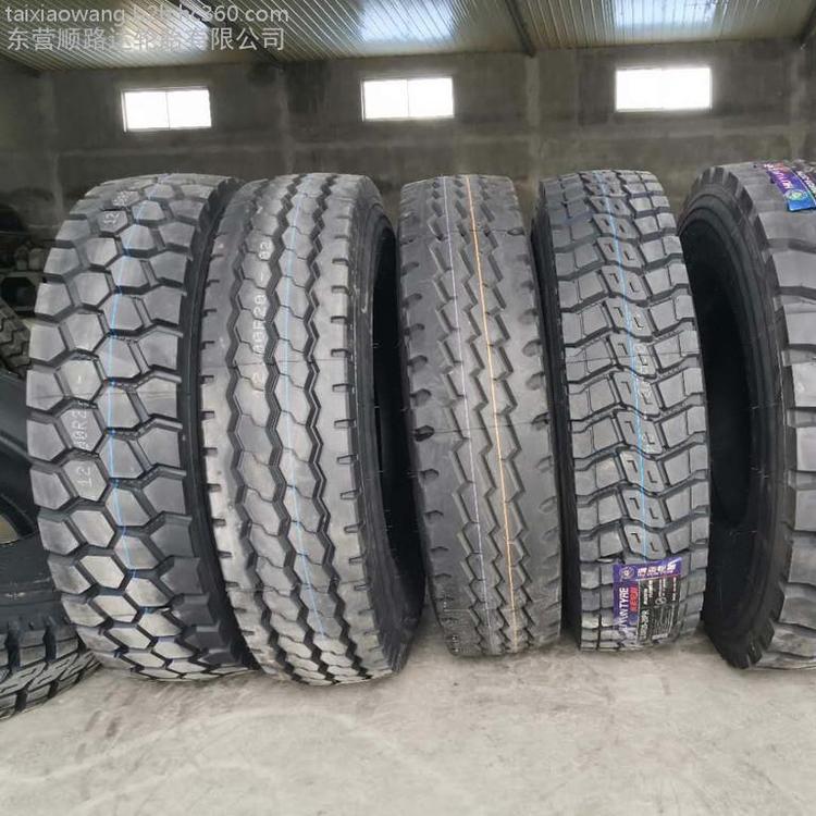 虎运轮胎750 825 900 100 1100R20