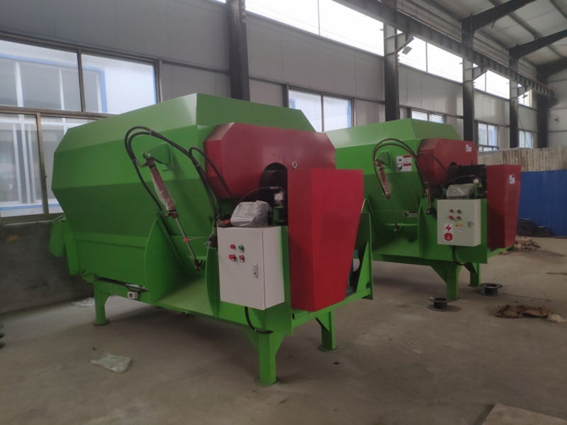 补贴机型 全日粮饲料搅拌机 TMR搅拌机 混合饲料搅拌机