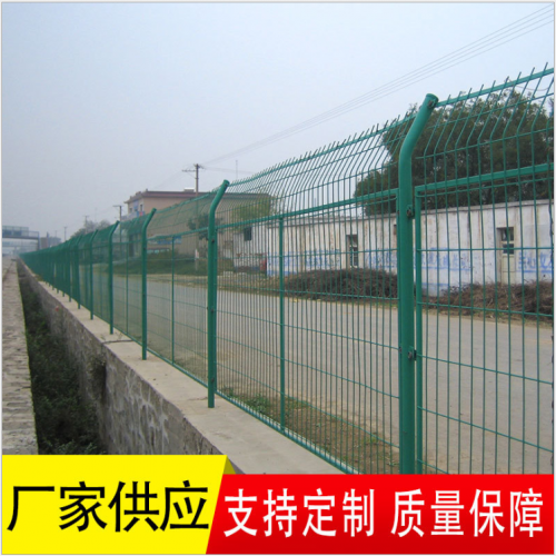 运动场球场护栏网高速公路护栏网定制户外防护网养殖网