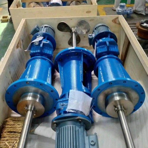 逊和化工设备专业生产侧入式搅拌器