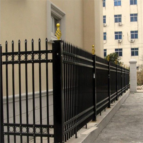 山东厂家订做 锌钢护栏 道路护栏 小区围墙 护栏批发