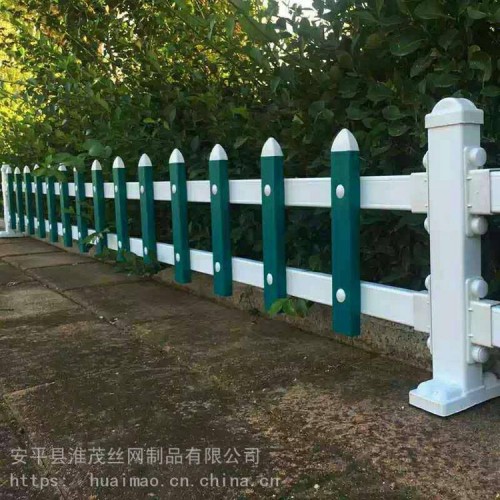 塑钢花池护栏 PVC绿化带栅栏 道路两侧蓝白栏杆