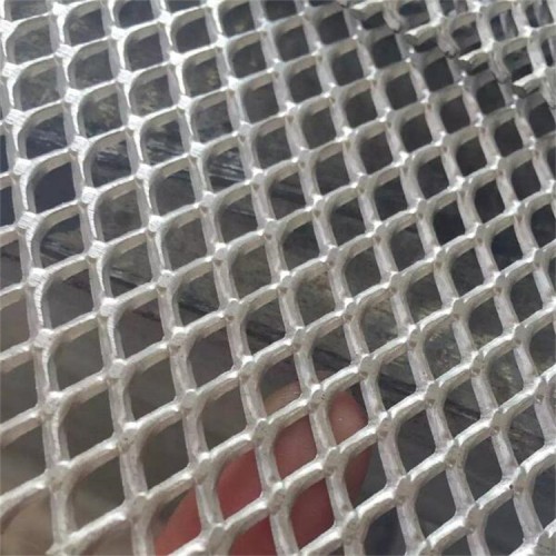 安平县不锈钢钢板网生产厂家