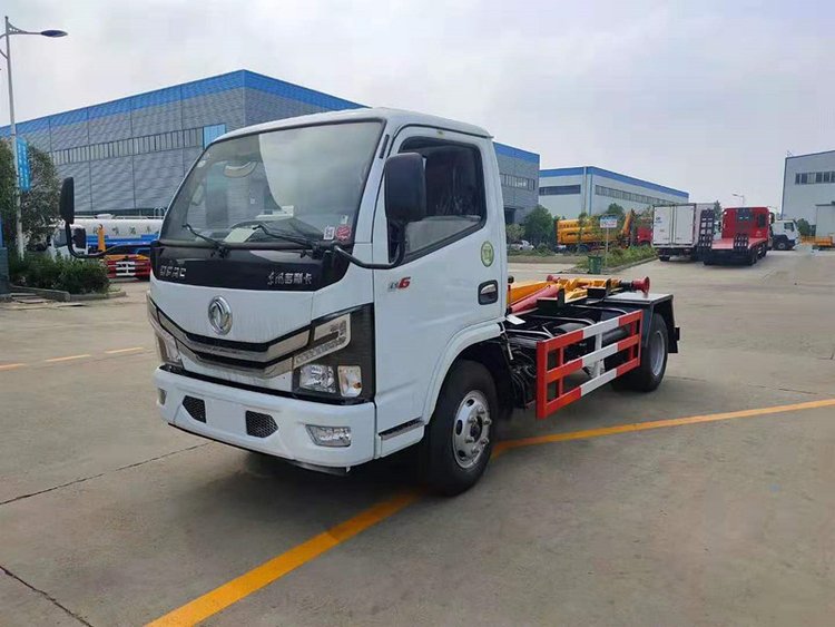 东风5立方勾臂垃圾车