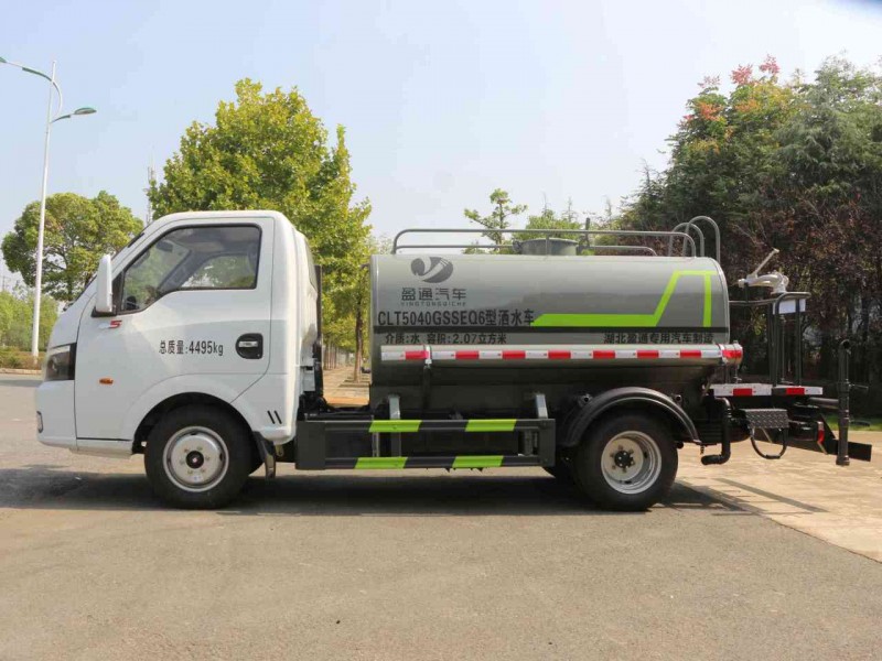 东风2.2立方蓝牌洒水车