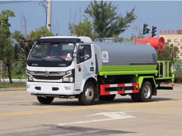 东风8立方雾炮车