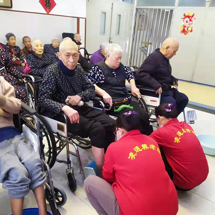 贴心服务